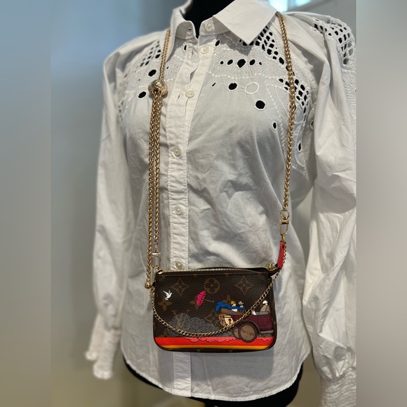 LOUIS VUITTON ANIMATION POUCH Bag 🔥Limited Edition 🔥crossbody bag - Picture 15 of 16